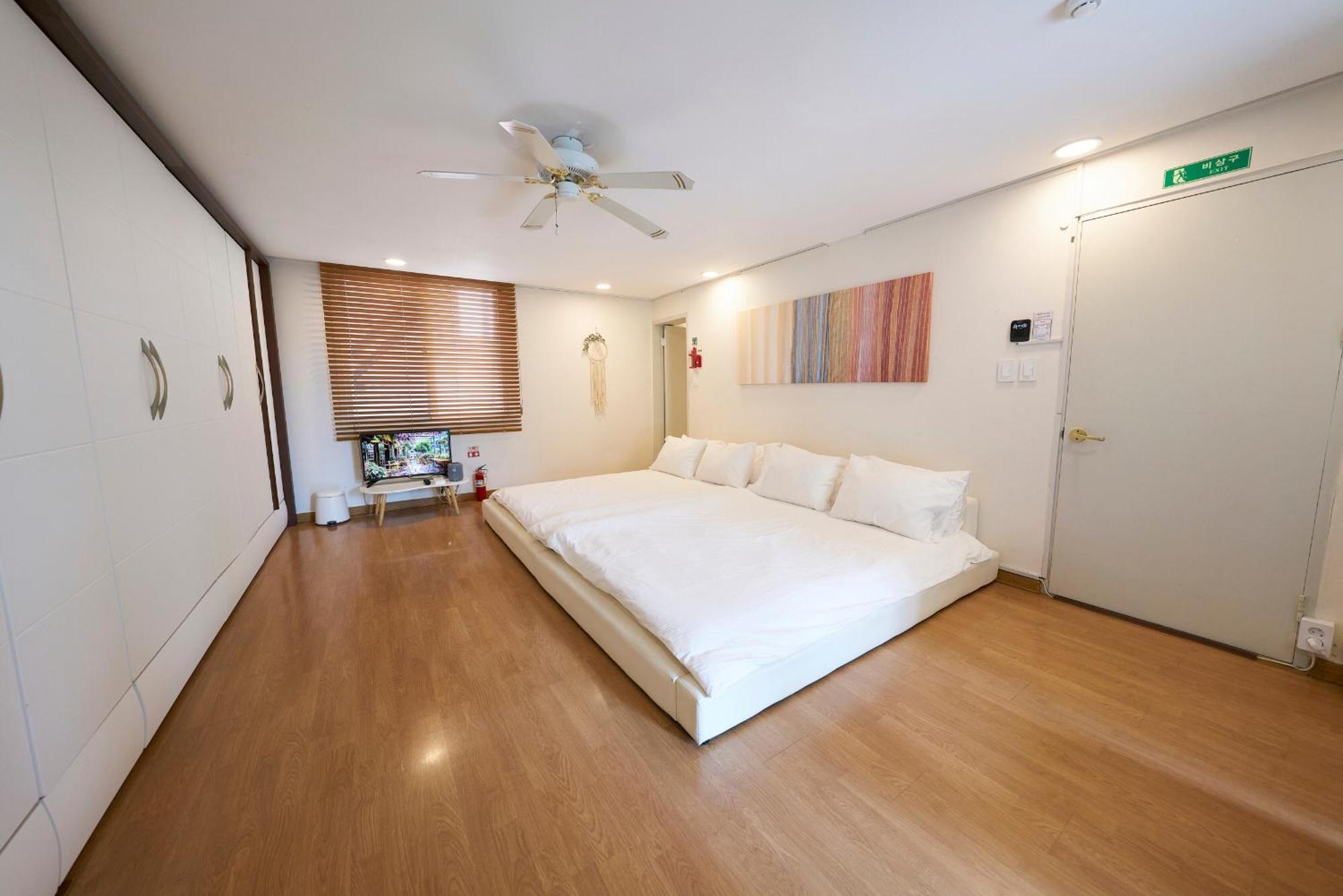 Sg Tailored Service Home Near Metro Seoul Bagian luar foto