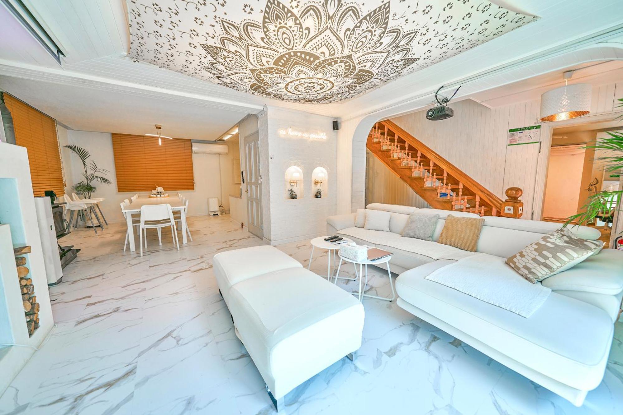 Sg Tailored Service Home Near Metro Seoul Bagian luar foto